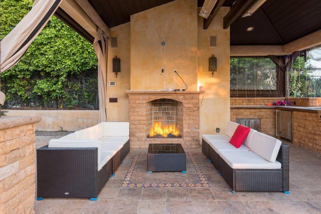 Luxury Villa With Private Pool and Spa Sleeps 14