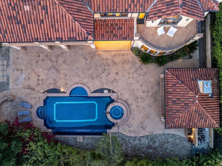 Luxury Villa With Private Pool and Spa Sleeps 14