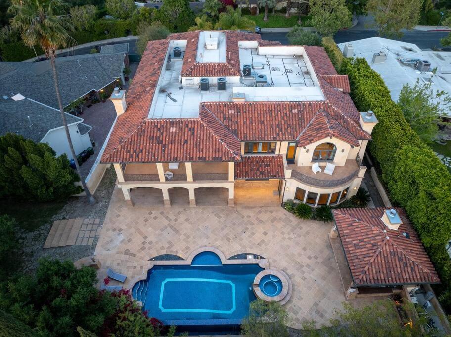 Luxury Villa With Private Pool and Spa Sleeps 14