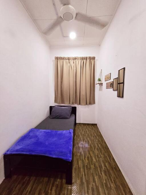 Trio Homestay at Tanah Merah photo 7