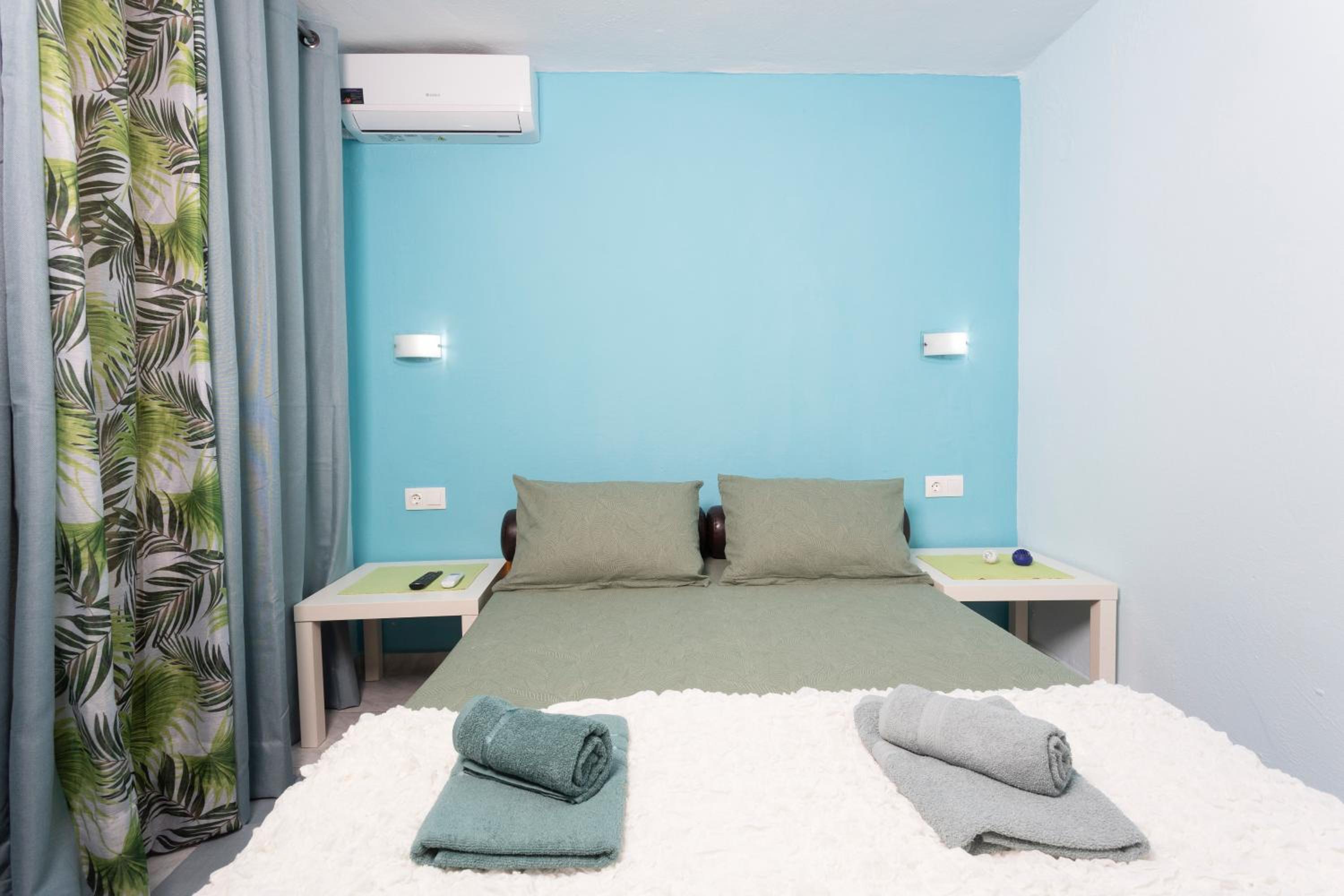 On the beach Neos Marmaras photo 4