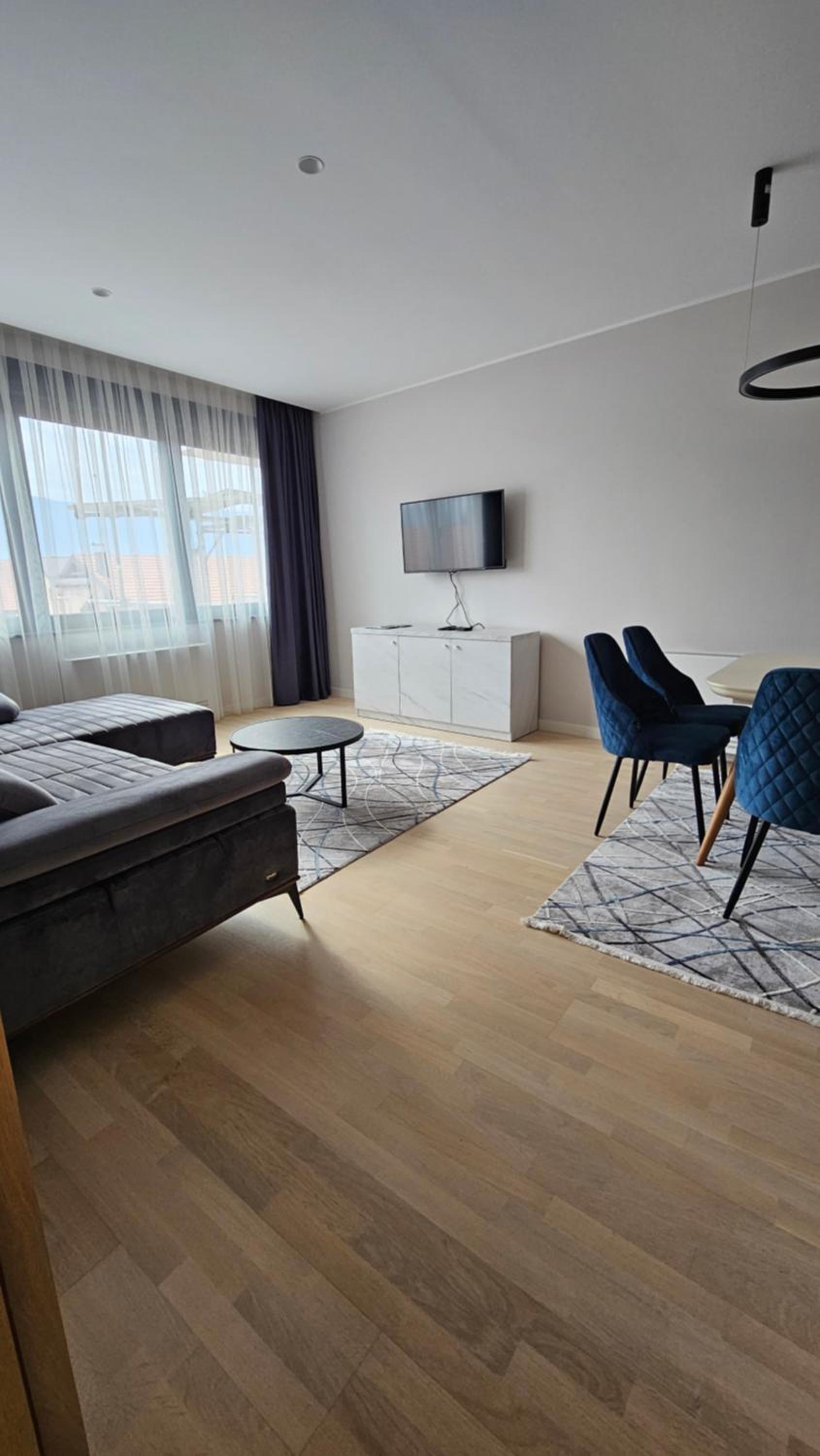 Moaline Apartments, free parking