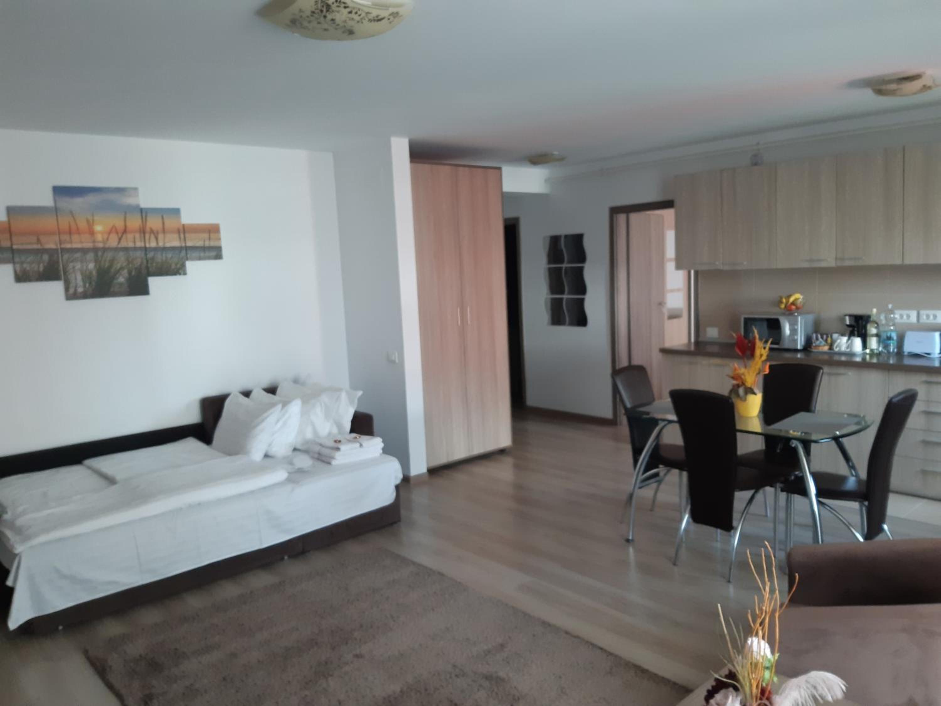 Apartament Marcel - Coresi Mall