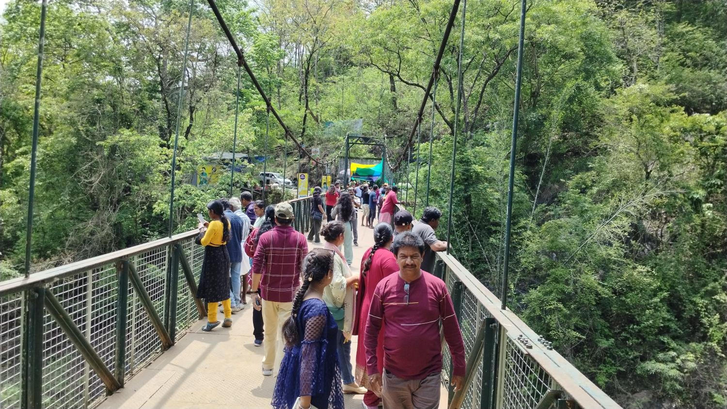 Nature season holidays munnar