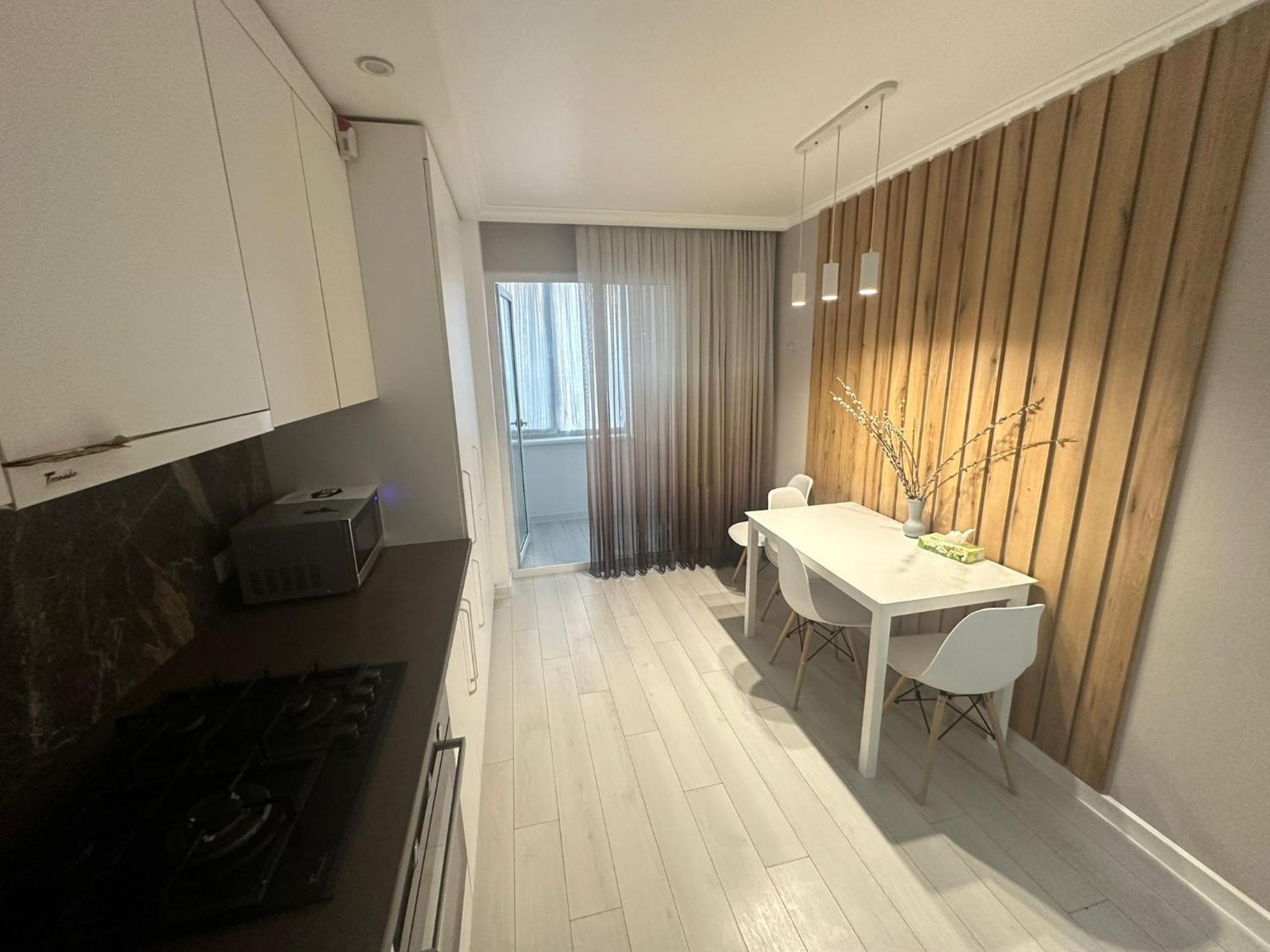 Privat Apartment Circ 5 view 3