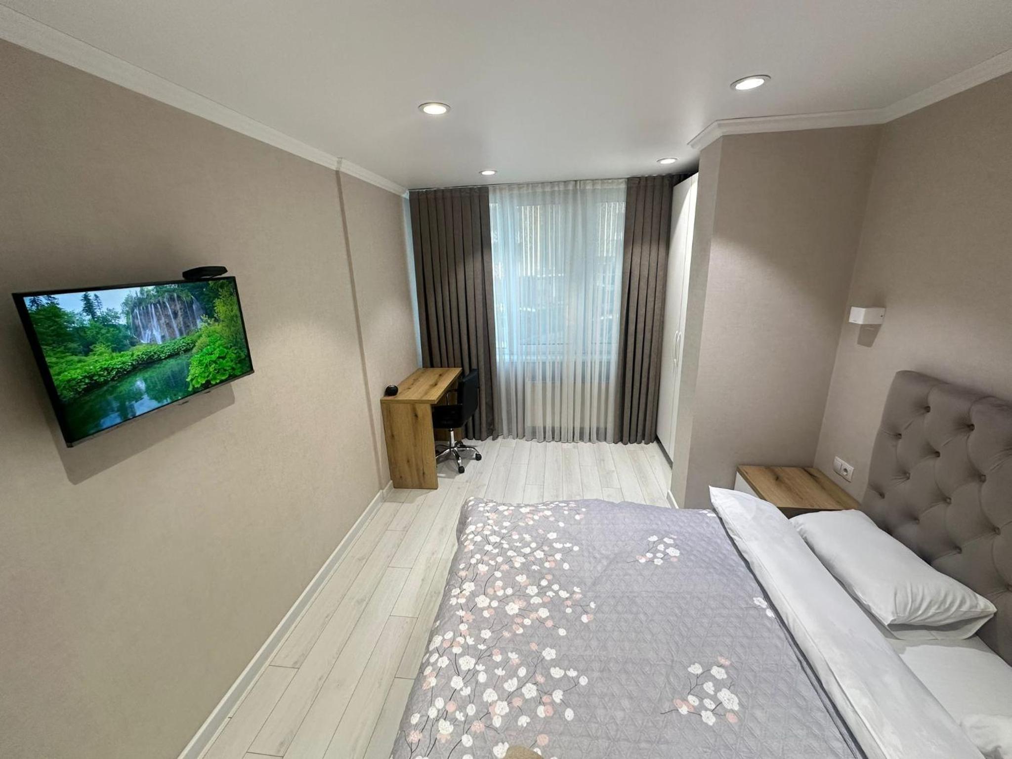 Privat Apartment Circ 5 view 5