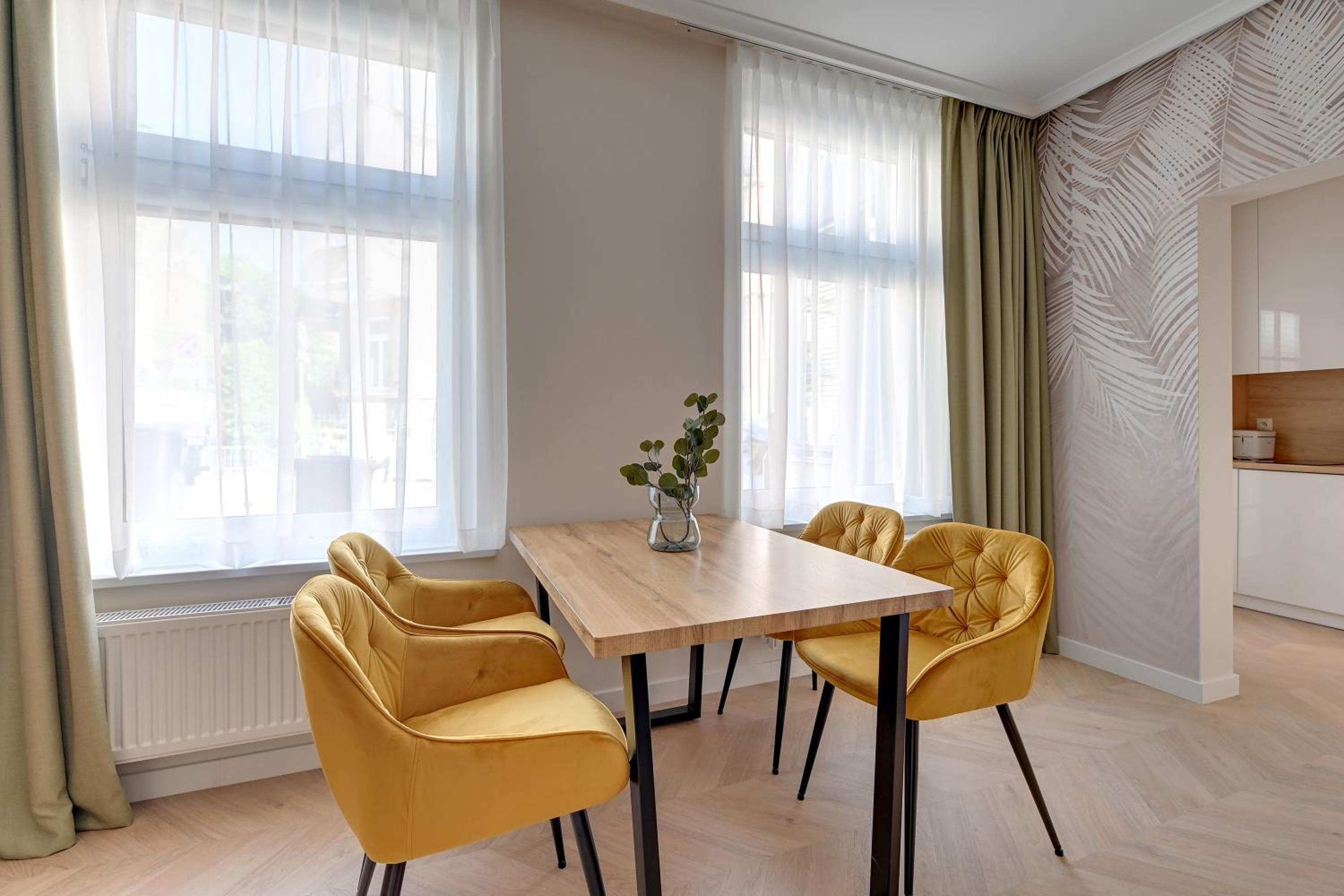Sea & Monte City Center Apartments