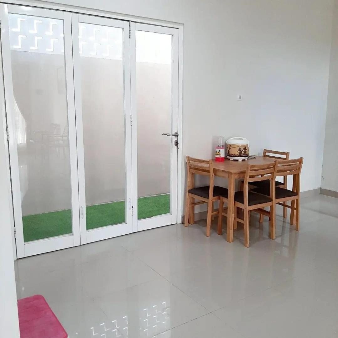 KIRANA GARDEN HOMESTAY SYARIAH