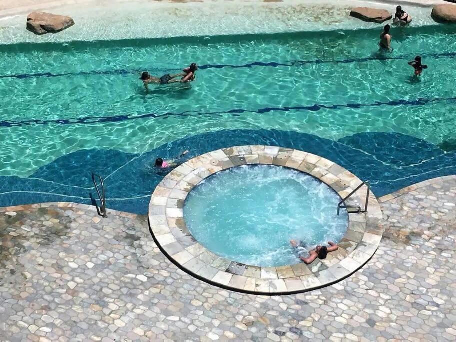 Retro Chic Vibes, Tropical Pool & Prime Location