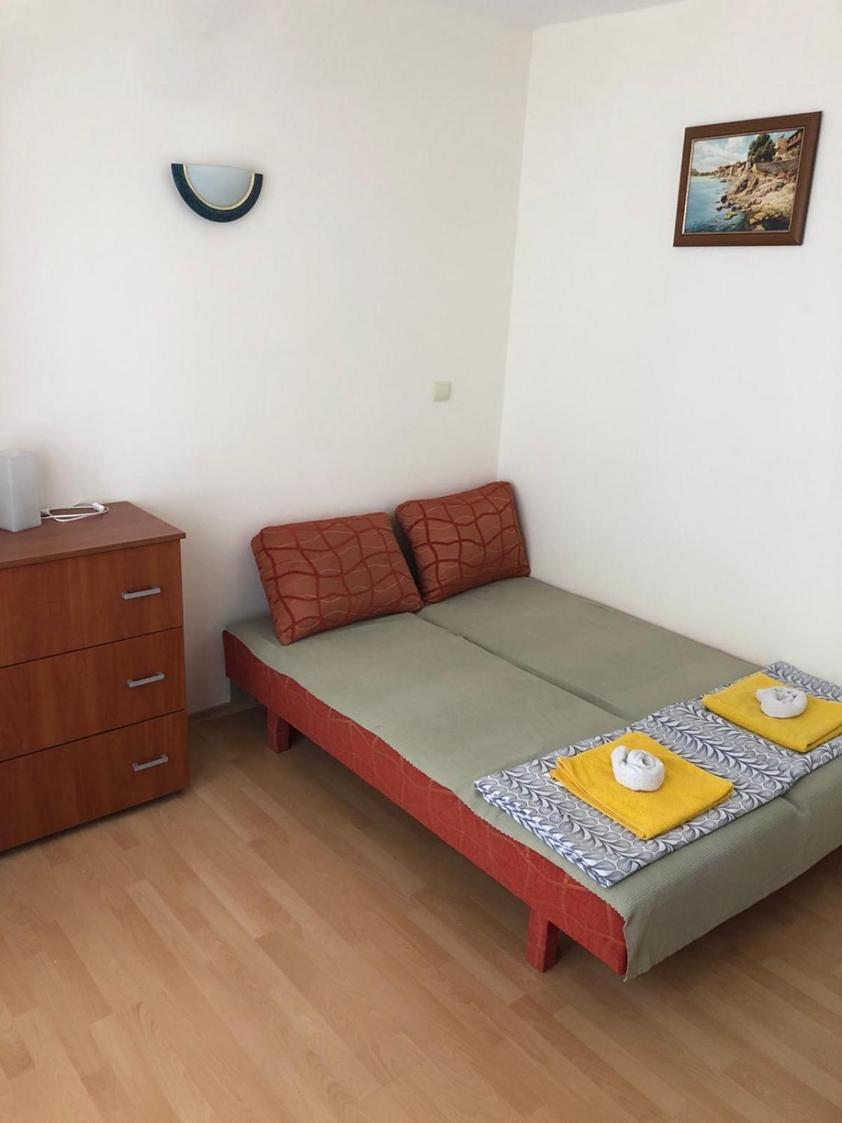 Cozy apartment with 2 bedrooms and sea view