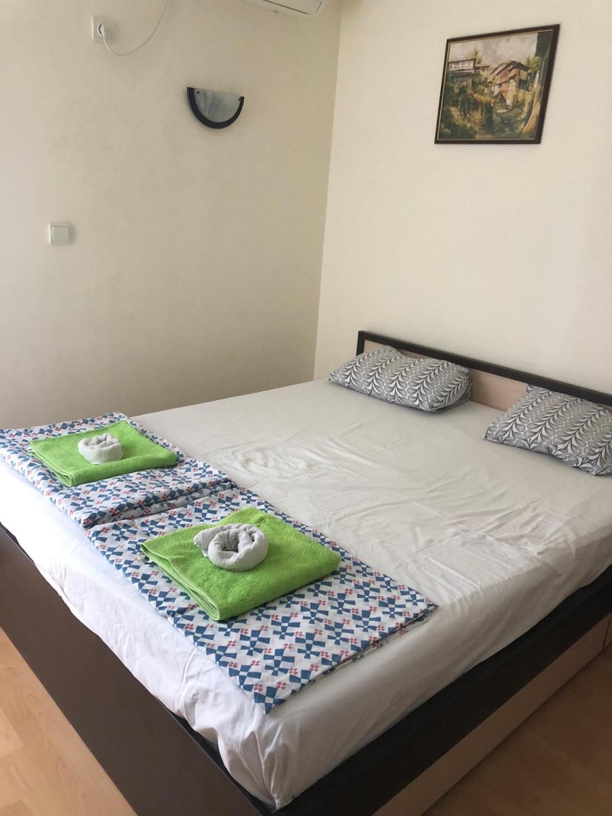Cozy apartment with 2 bedrooms and sea view