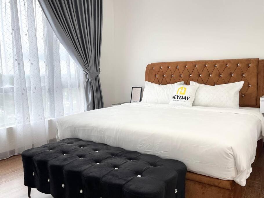 Modern Family Suite 4Bed3Bath Johor Bahru
