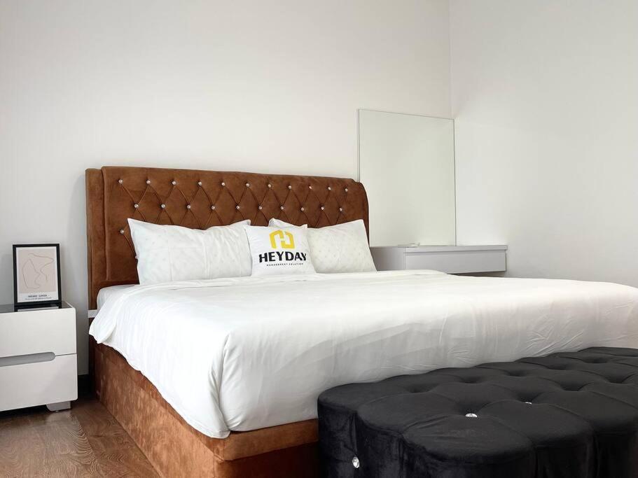 Modern Family Suite 4Bed3Bath Johor Bahru