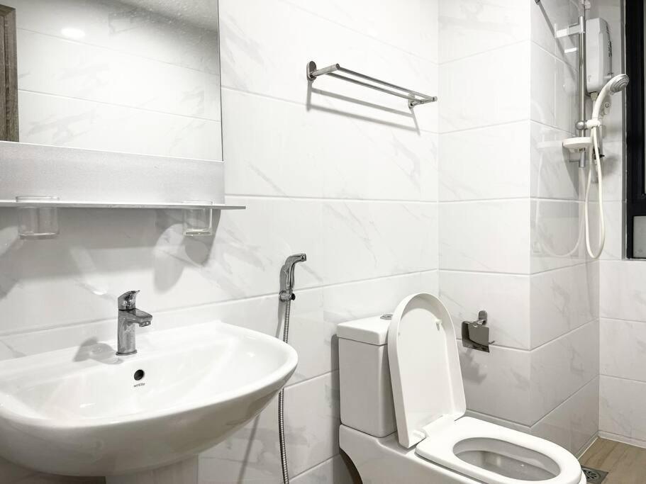 Modern Family Suite 4Bed3Bath Johor Bahru