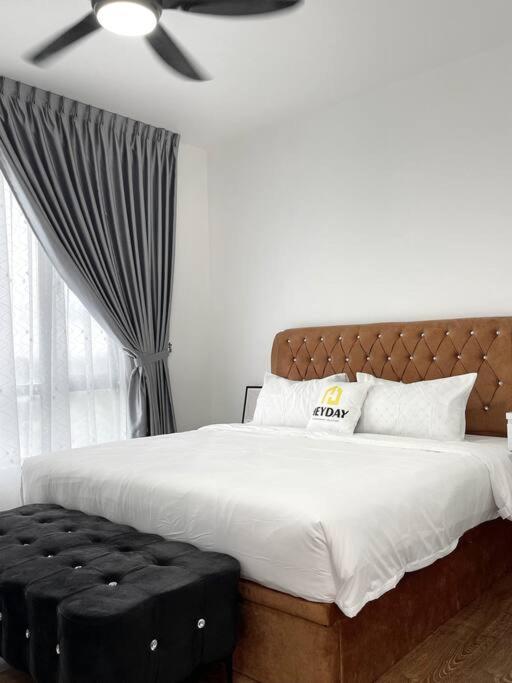 Modern Family Suite 4Bed3Bath Johor Bahru
