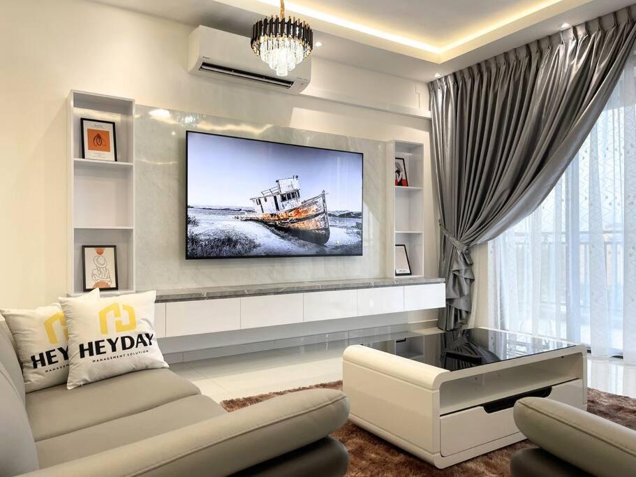 Modern Family Suite 4Bed3Bath Johor Bahru