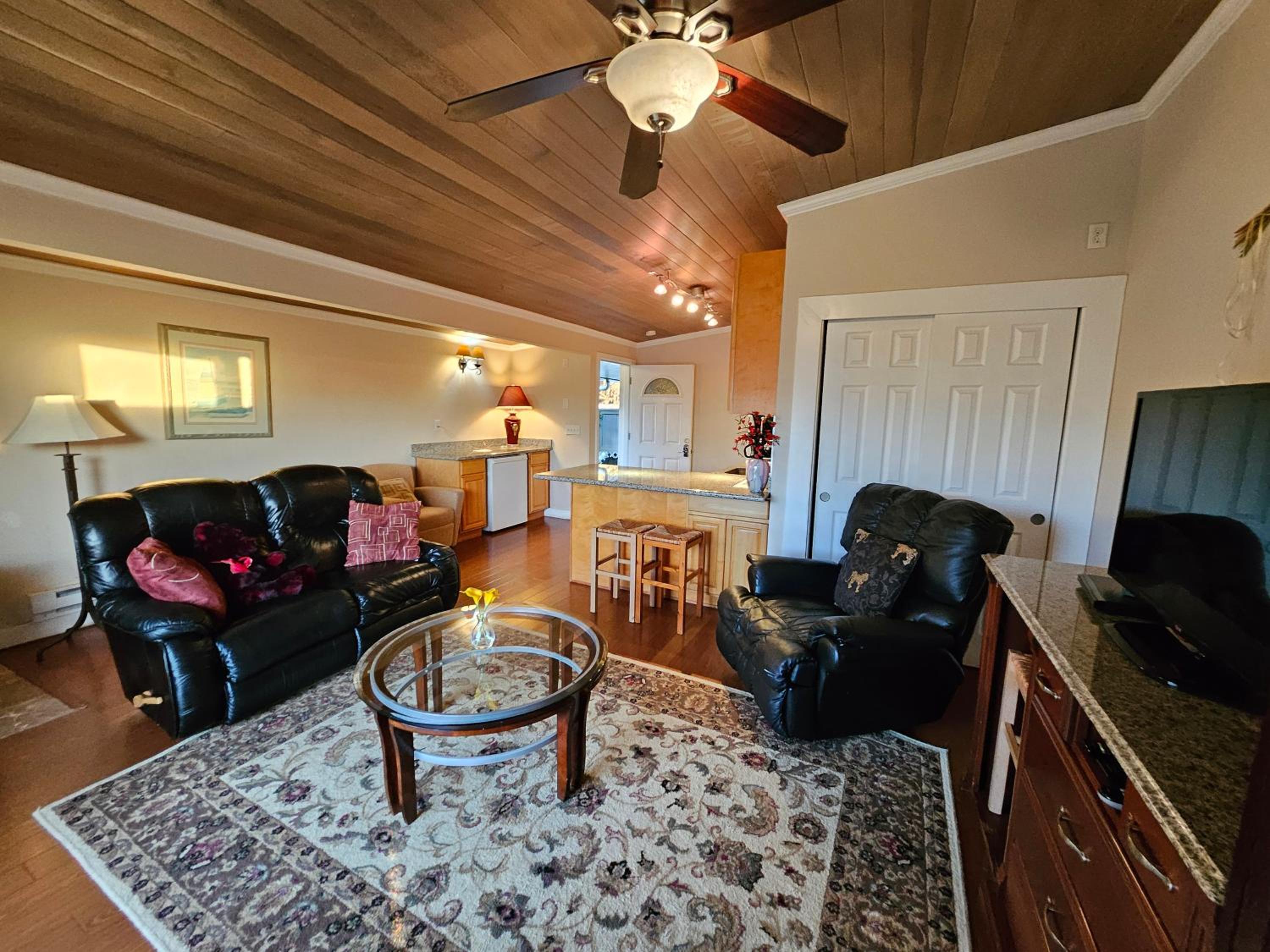 Beachwood Condos & Resort