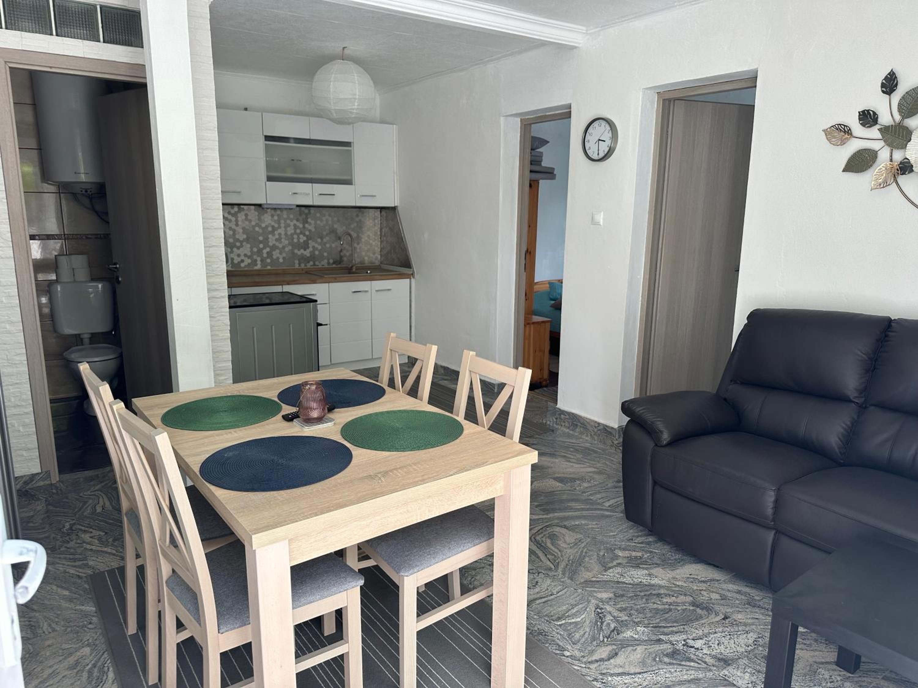 Apartments Novi Vinodolski - Povilska view 4