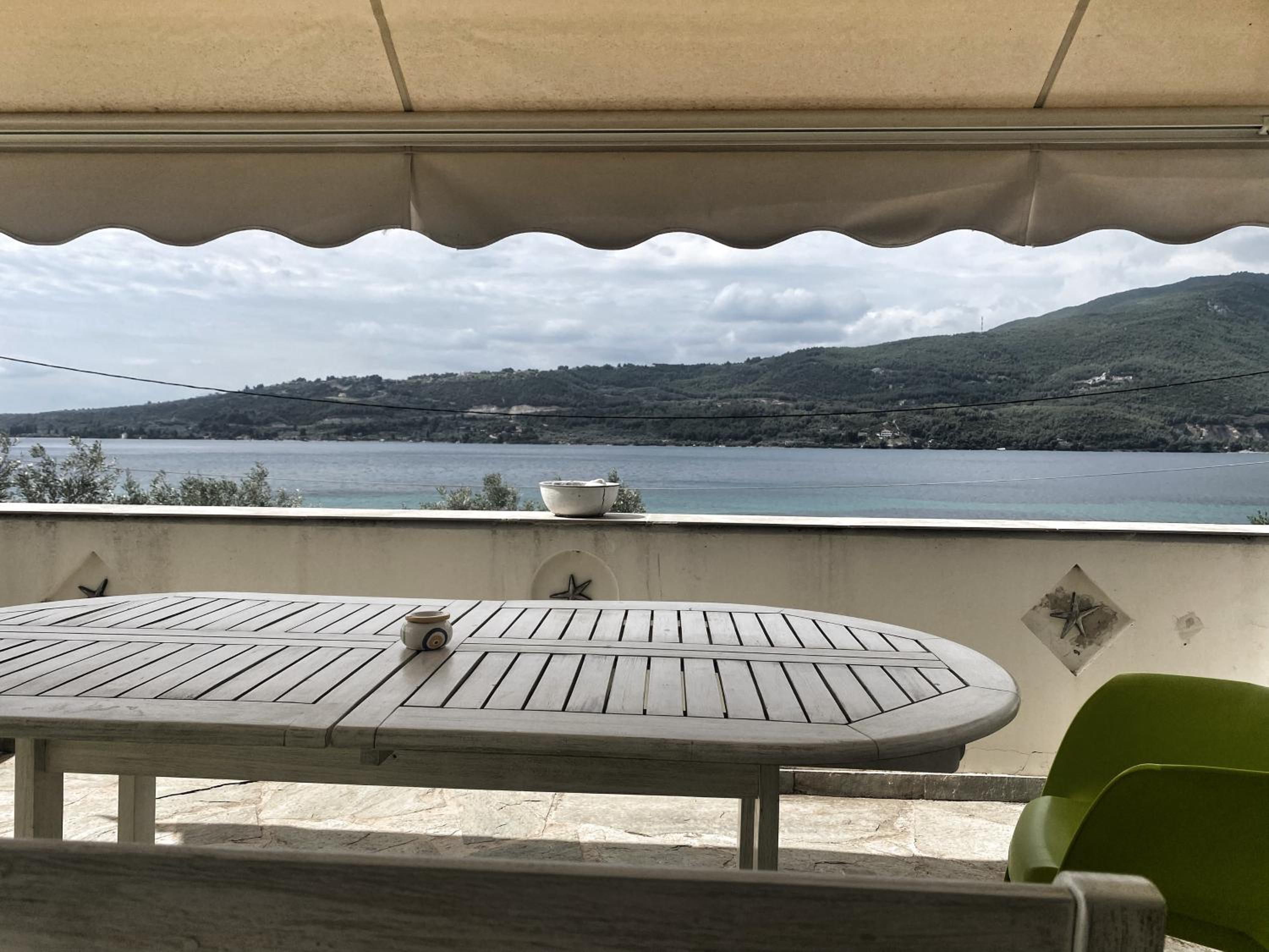 Seafront Rododafni Loft