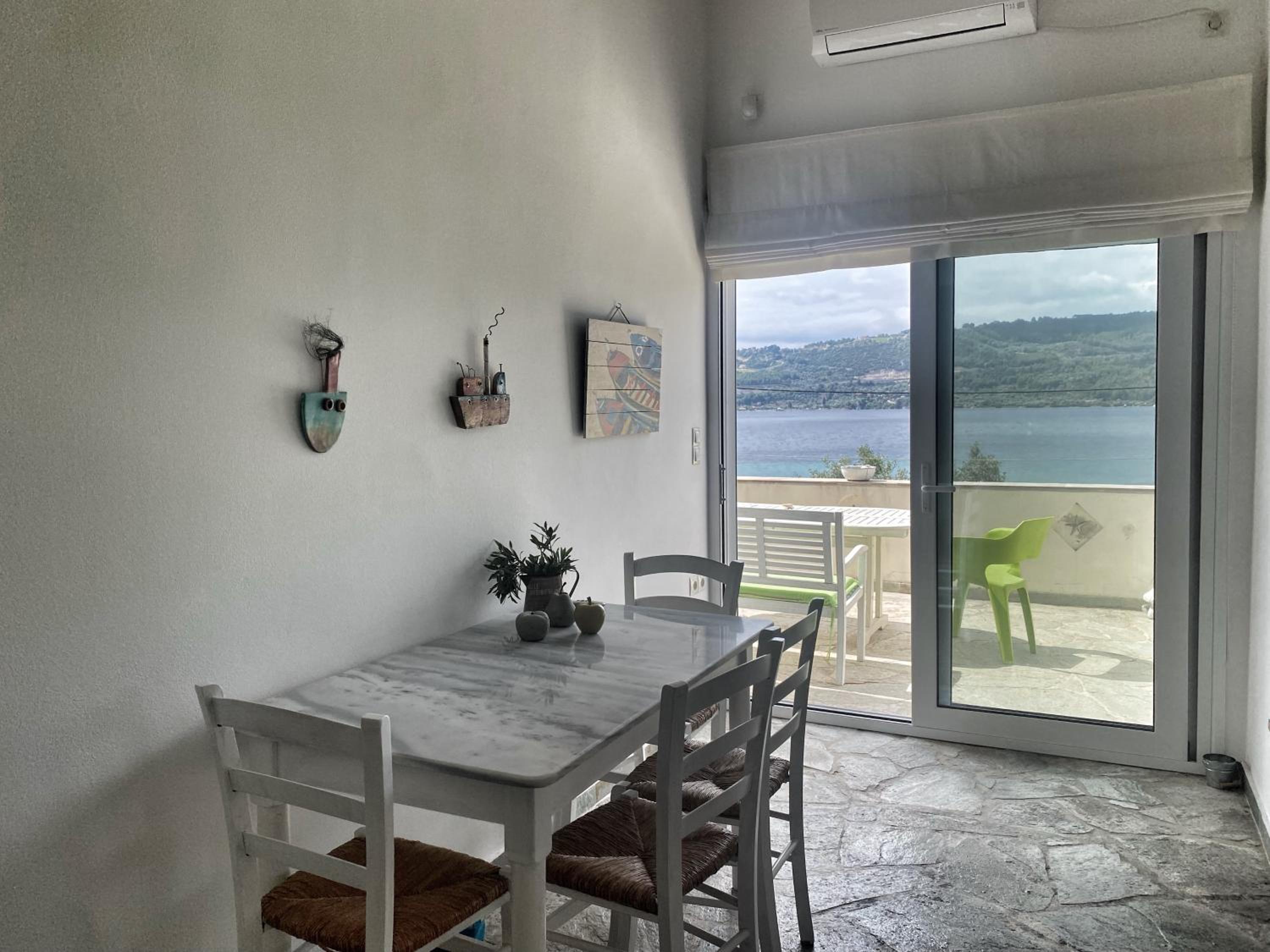 Seafront Rododafni Loft