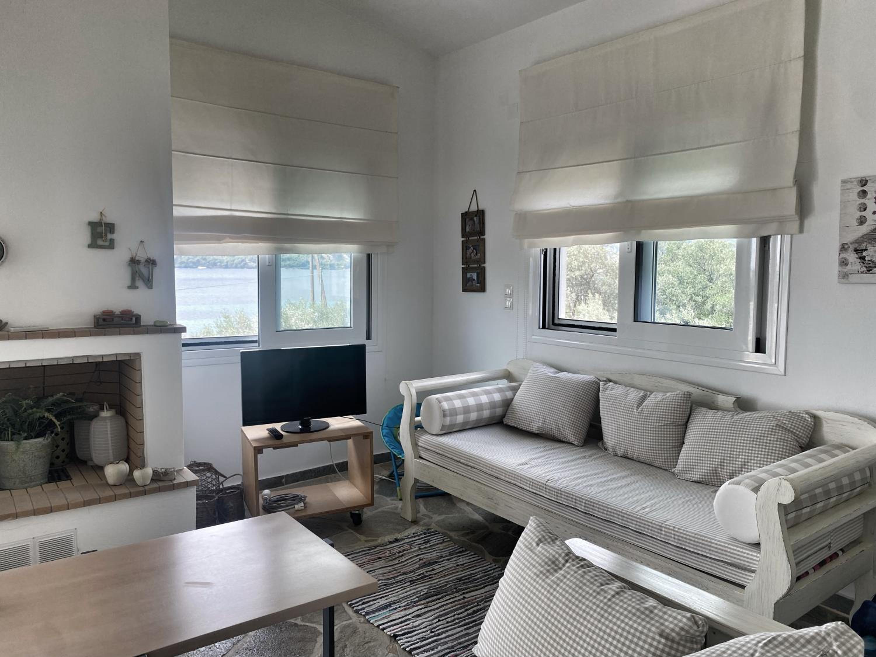 Seafront Rododafni Loft