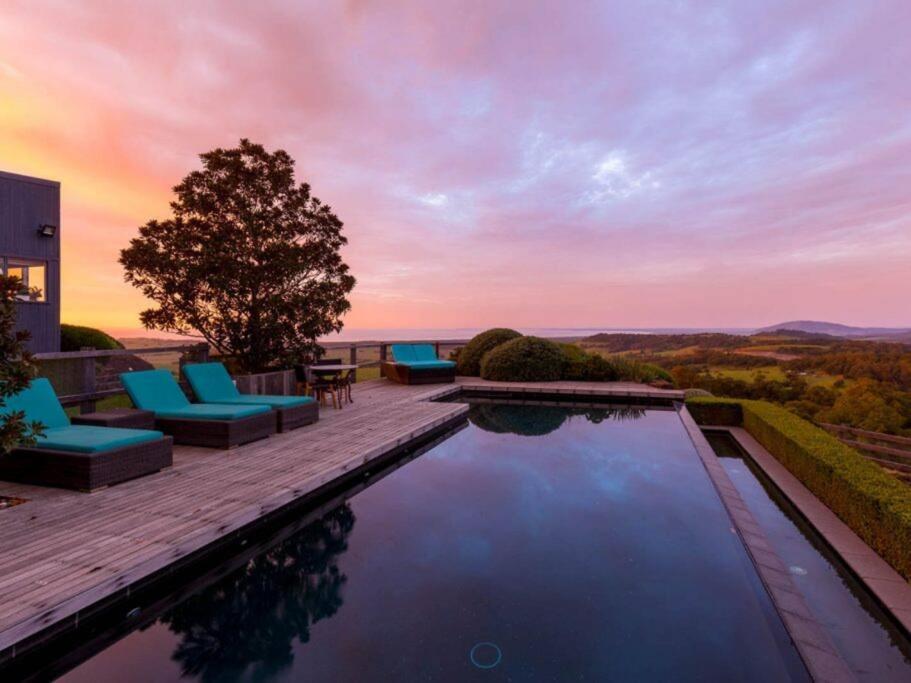 EagleView Park outstanding views and privacy