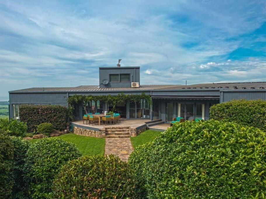 EagleView Park outstanding views and privacy