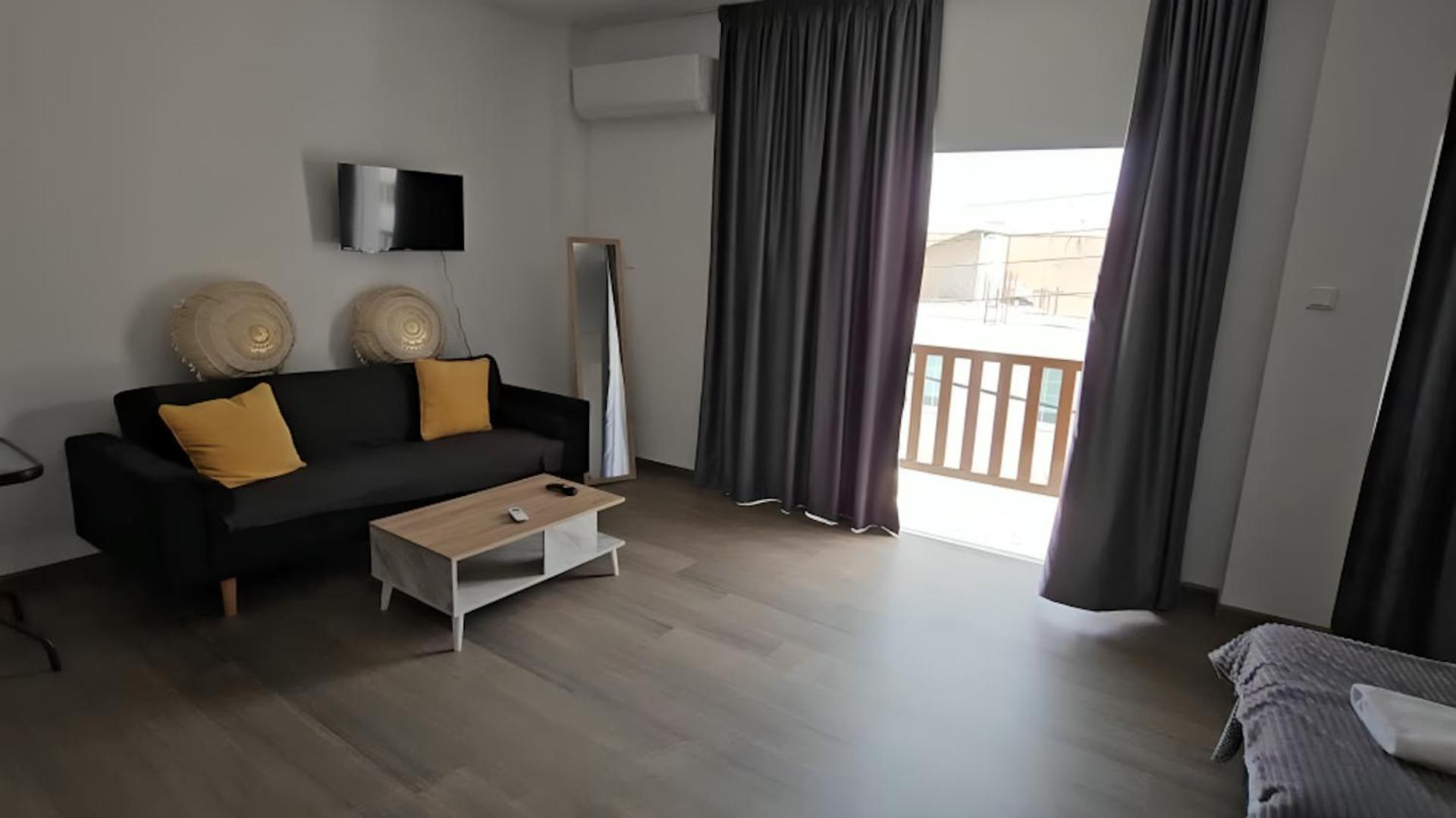 Unique Cozy Studio, 150m from Chabad Lubavitch
