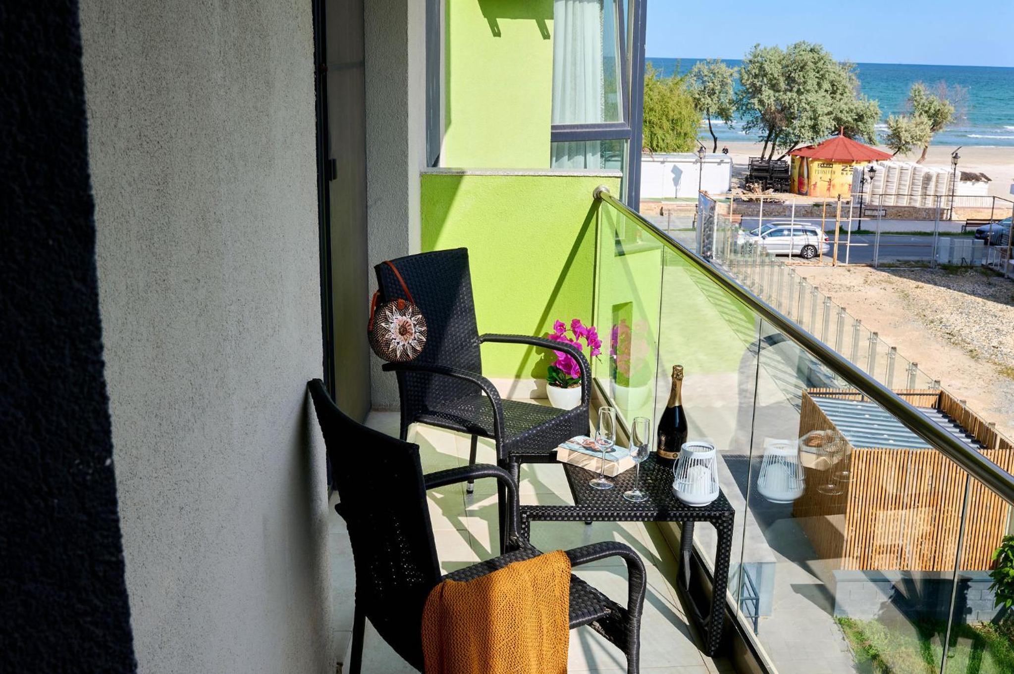 Evelyn's Apartment Spa&Pool Beach Resort view 2