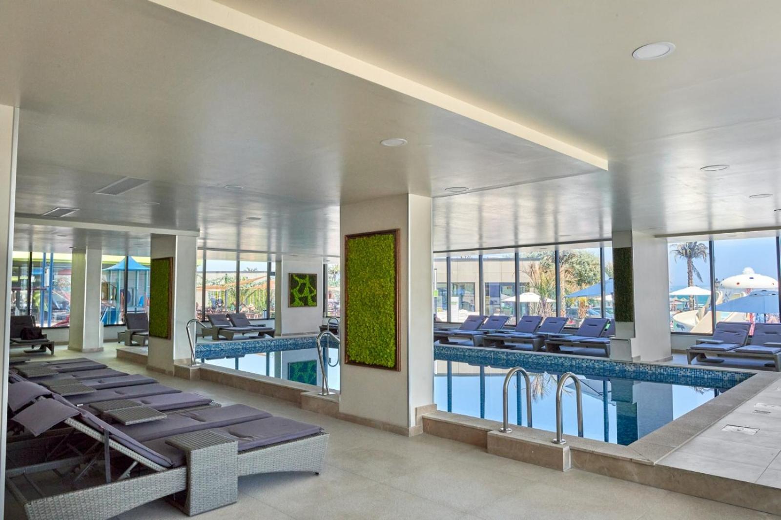 Evelyn's Apartment Spa&Pool Beach Resort view 3