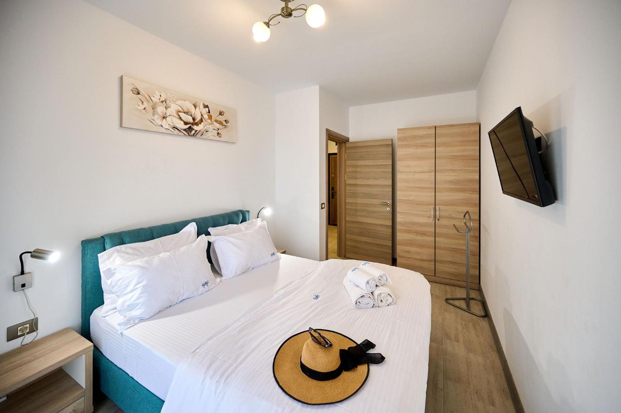 Evelyn's Apartment Spa&Pool Beach Resort view 4