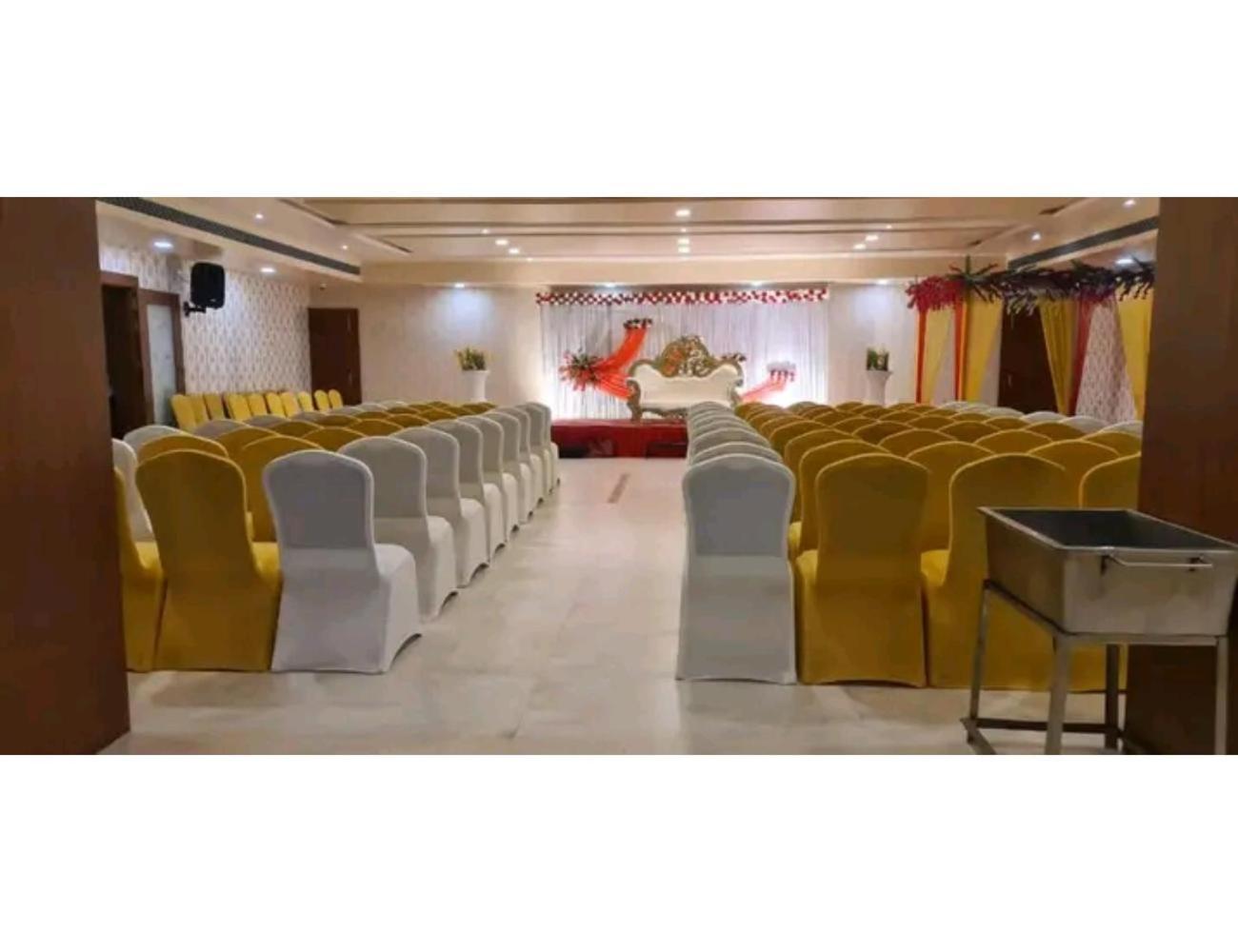 Hotel Aman Palace, Shahdol