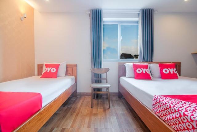 Quỳnh Anh Hotel DN - by BAY LUXURY view 4