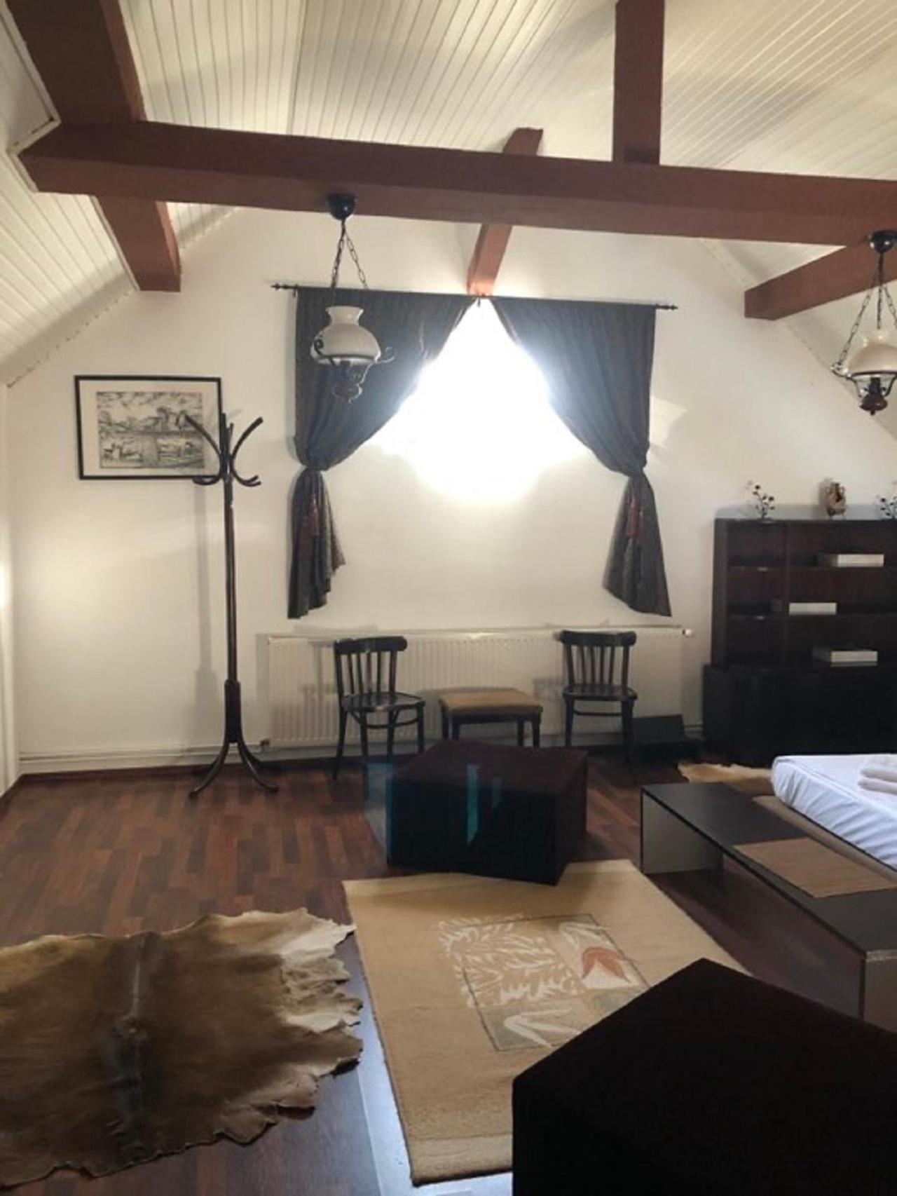 Lilu House