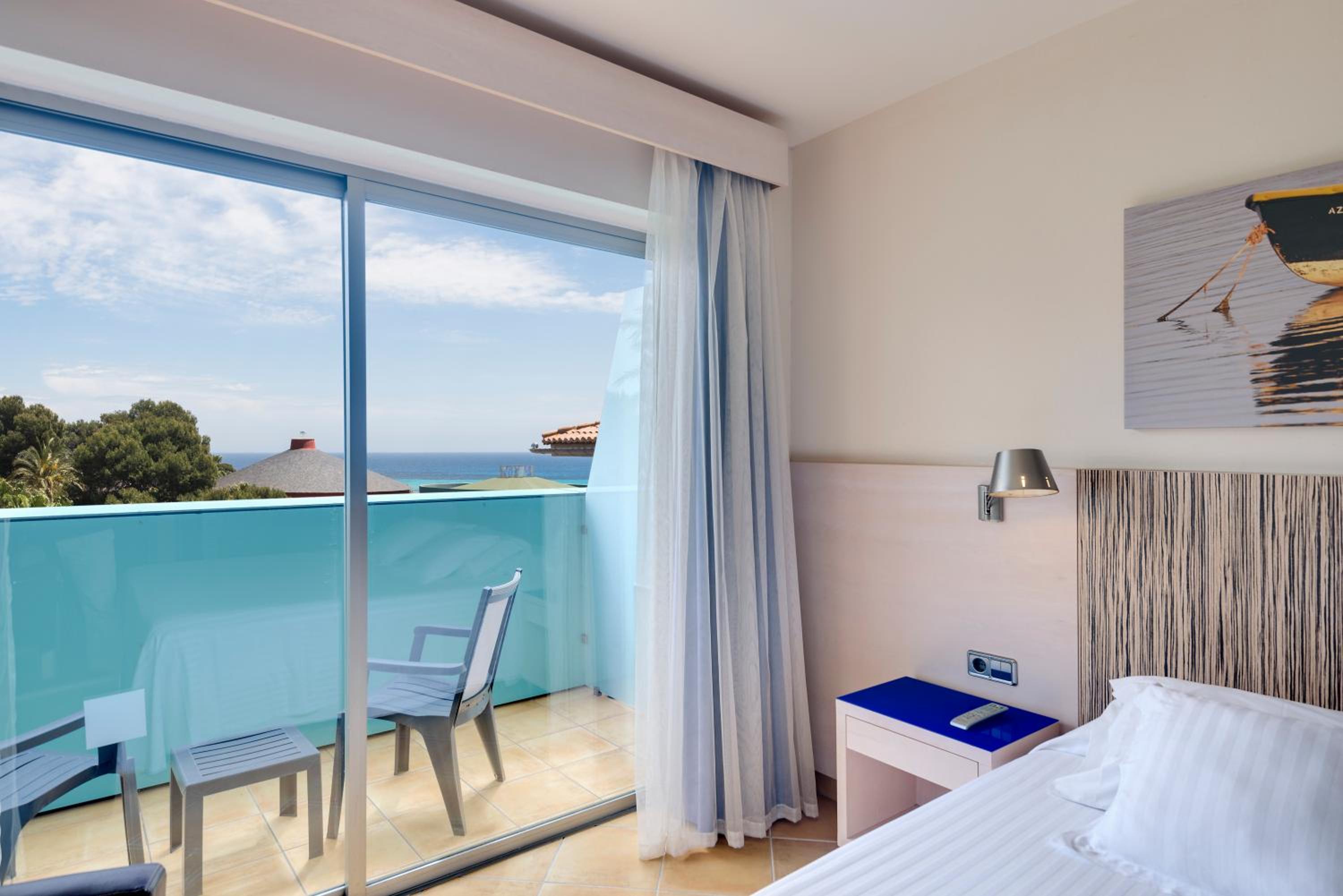 Seth Punta Prima en Punta Prima — hotel room