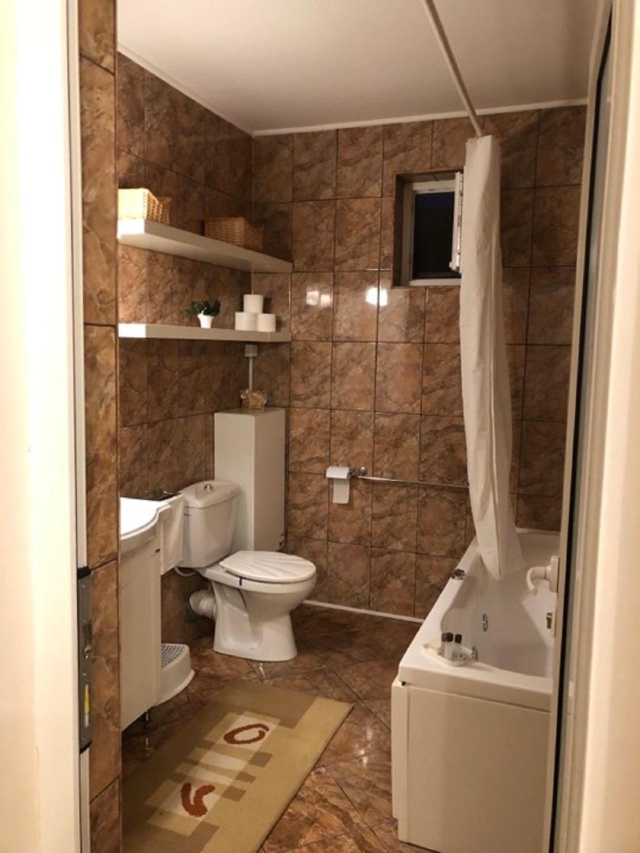 Lilu House