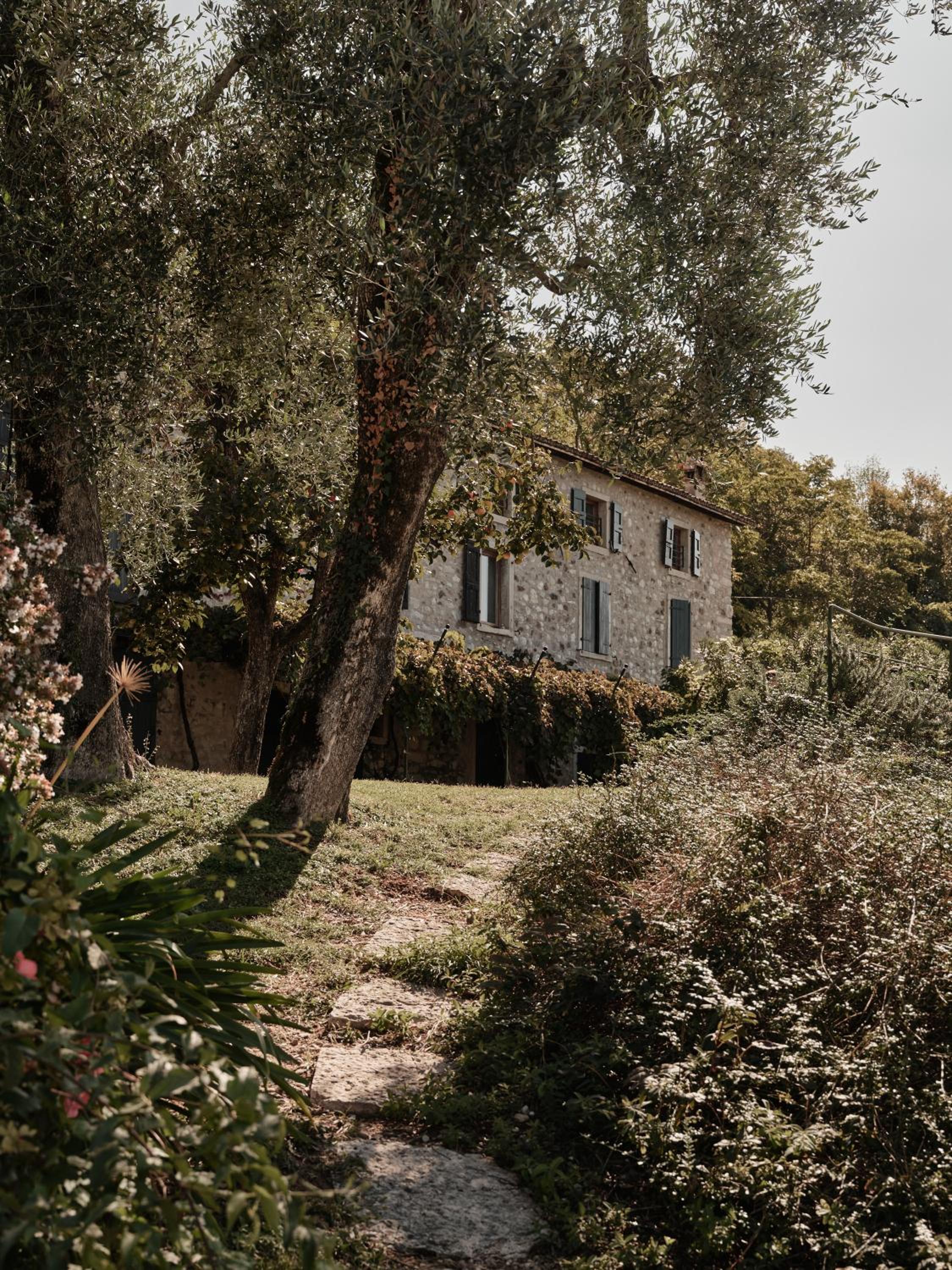 Hotel Borgo Tre Lake Garda - Image 1