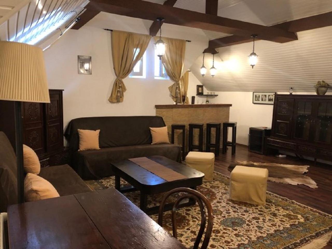 Lilu House