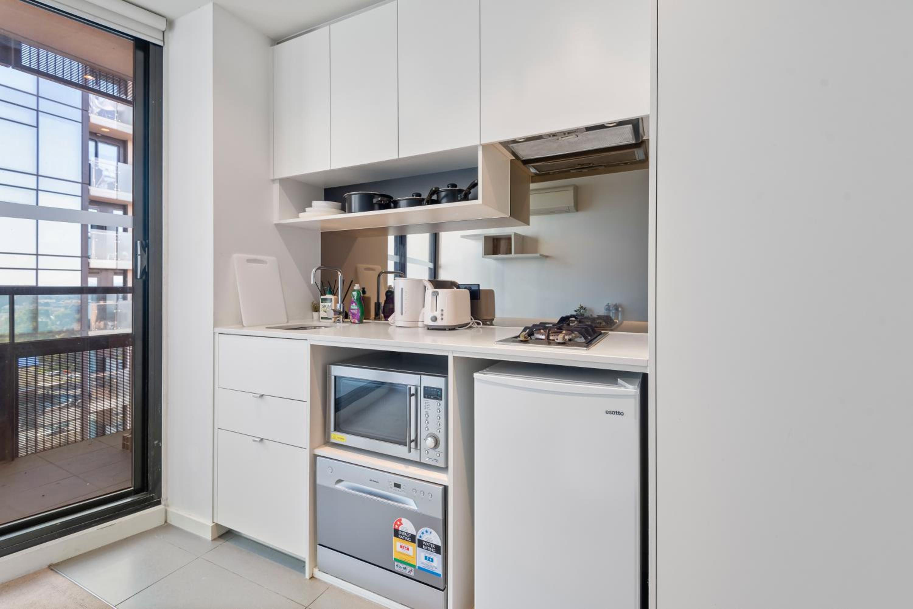 Compact studio walk to Victoria Market