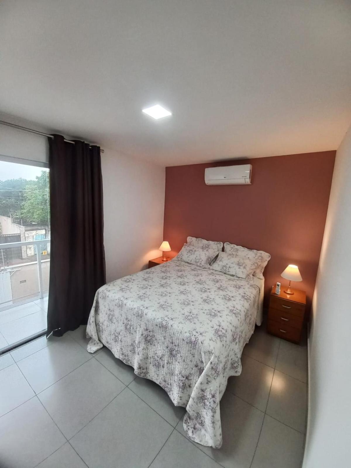 Casa Duplex Climatizada com Piscina para 10 pessoas