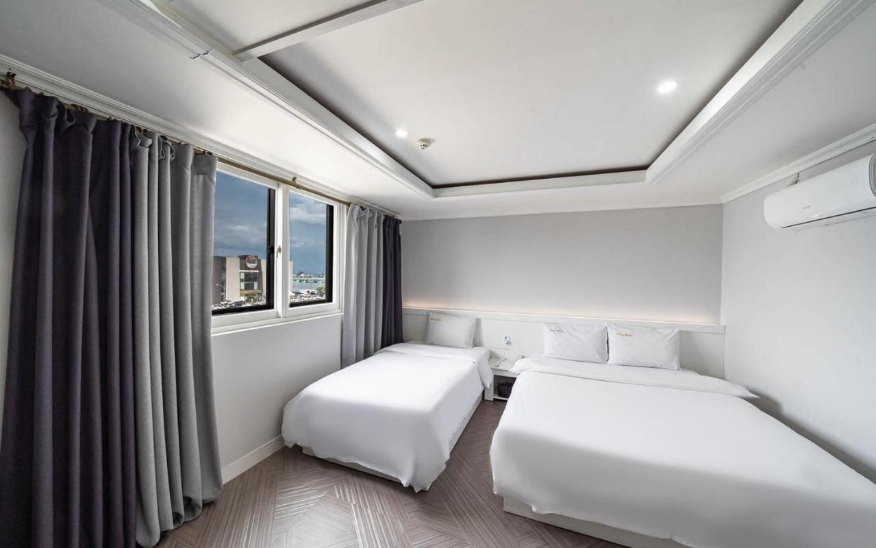 Hotel Wave