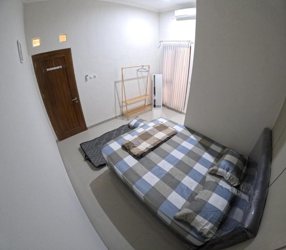 GMR 1 Homestay Jogja view 2