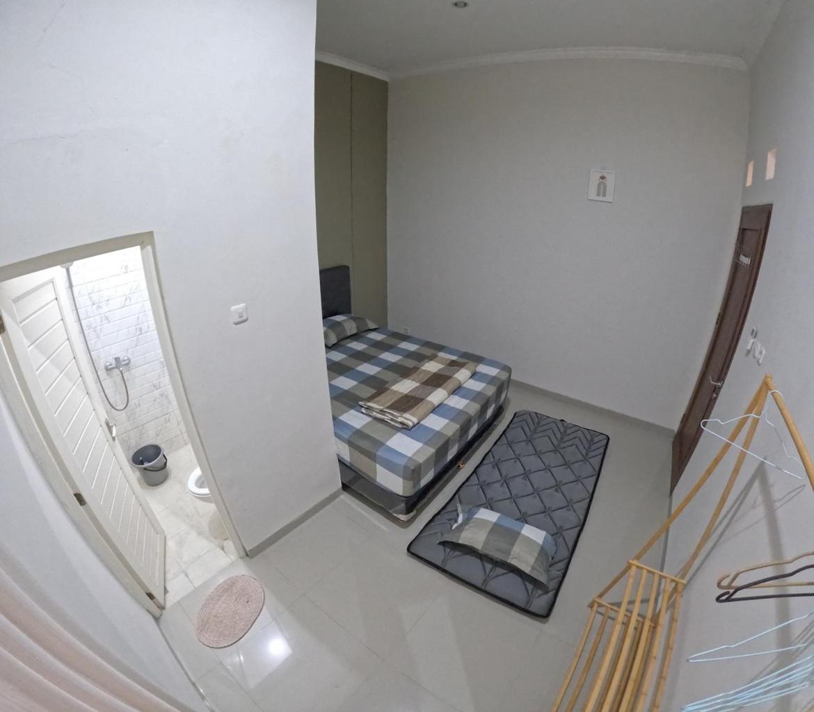GMR 1 Homestay Jogja view 3