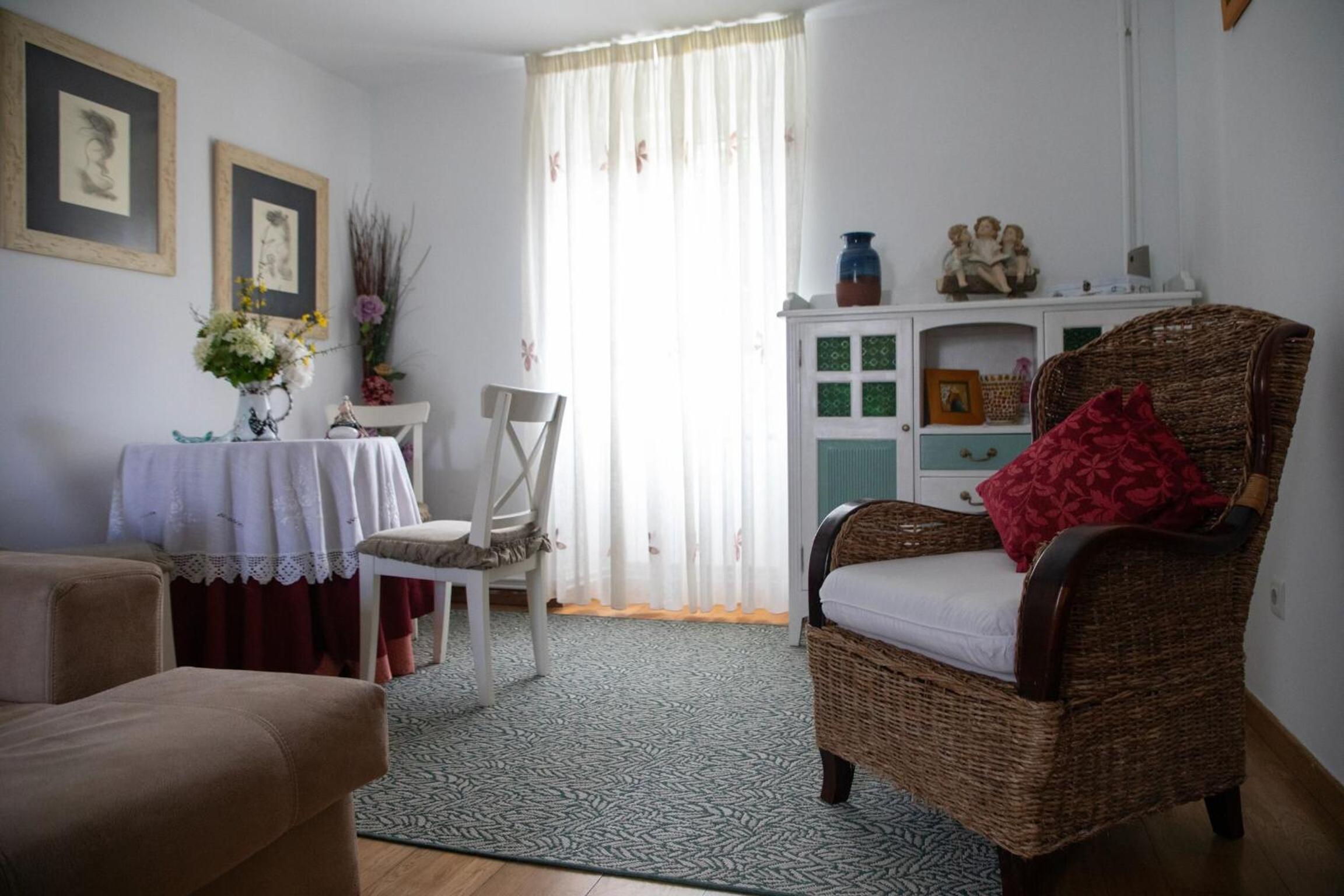 Charming house in Teo with balcony and parking included