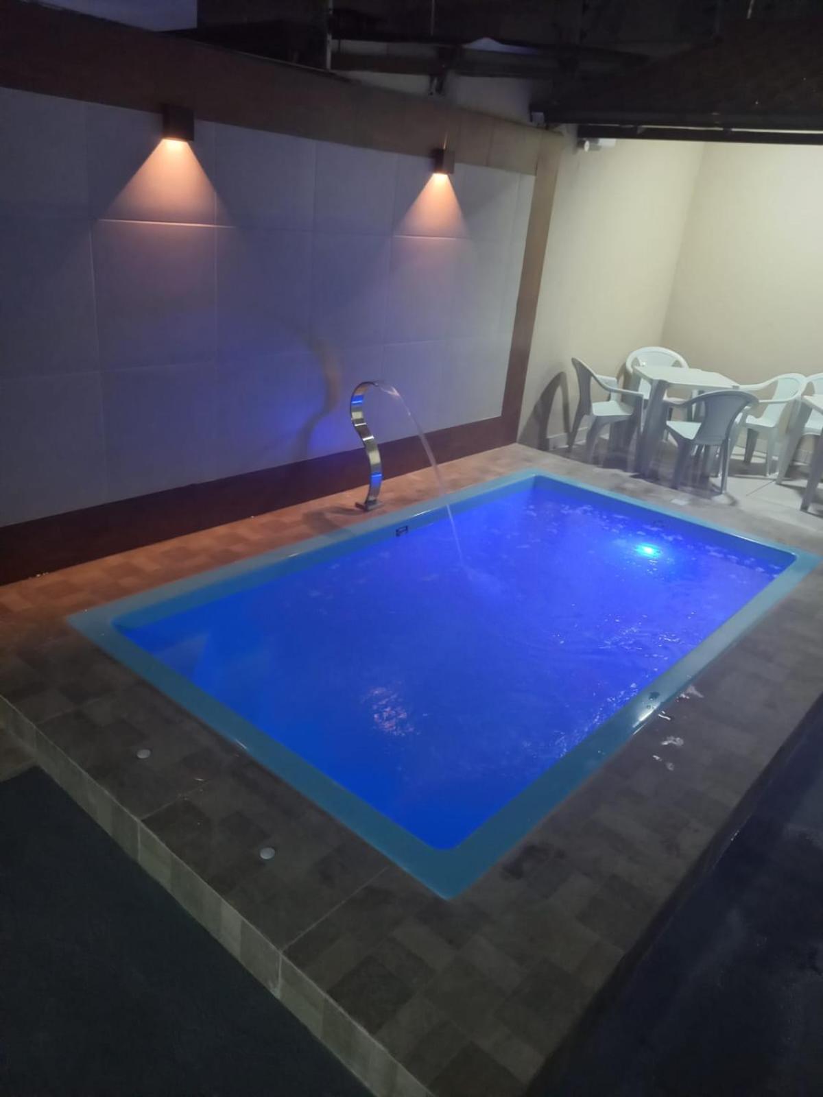 Casa Duplex Climatizada com Piscina para 10 pessoas
