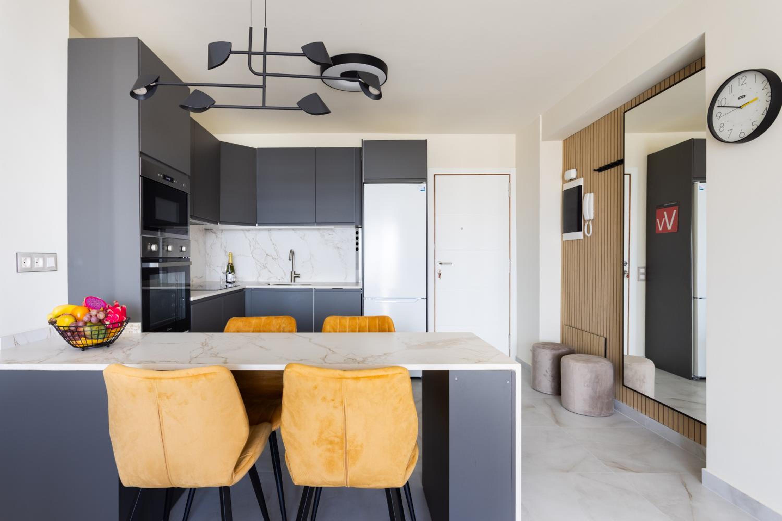Stunning flat next to the beach-Ocean views view 3