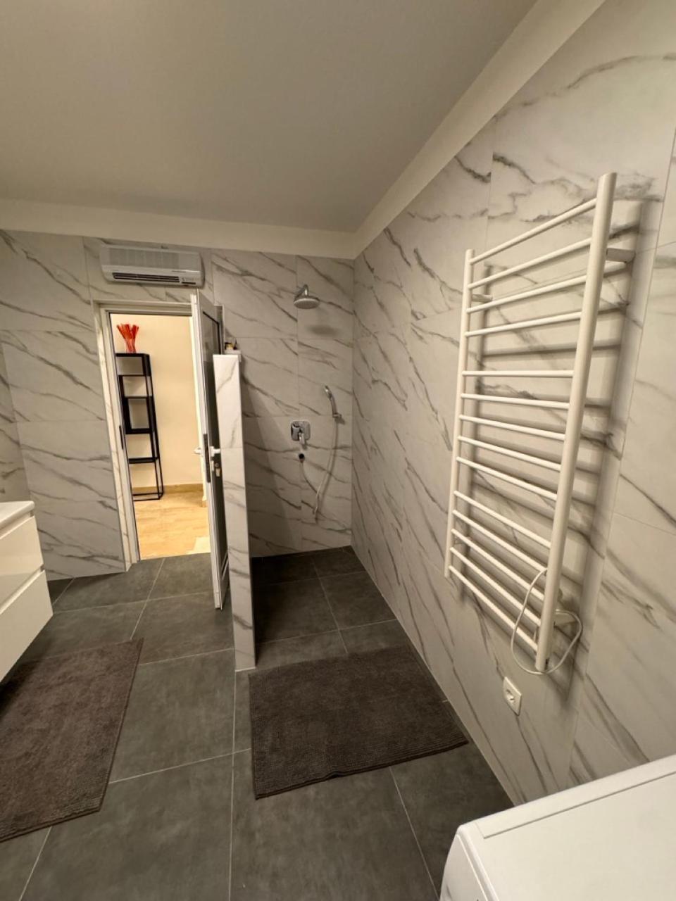 Villa Lazaric Apartment Adria