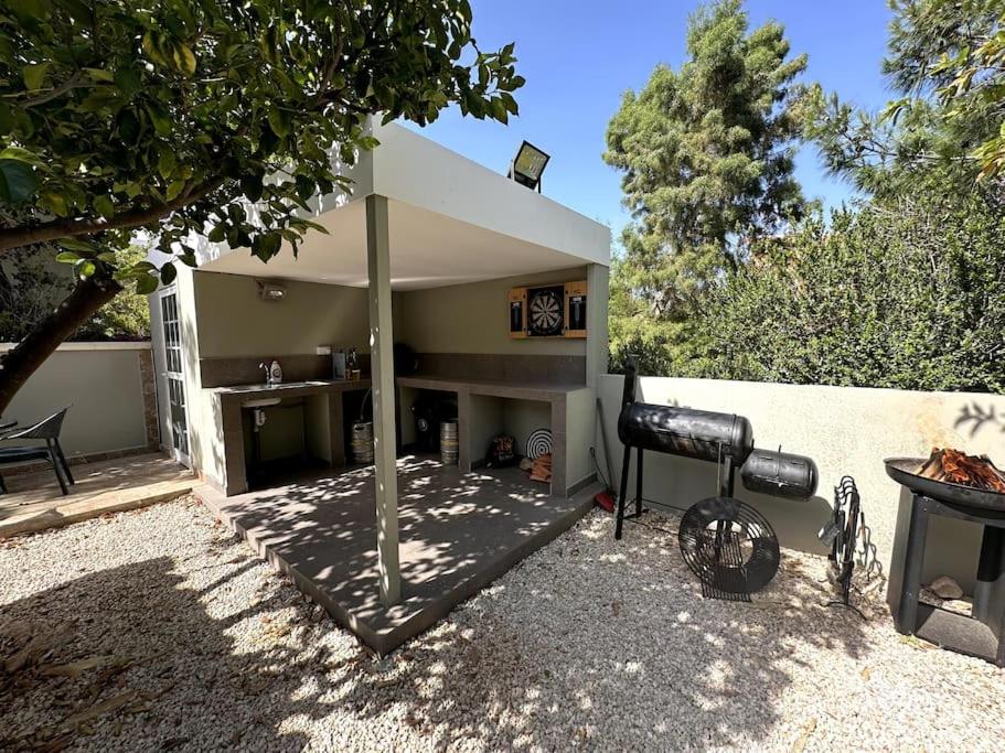 Family Villa with Large Garden