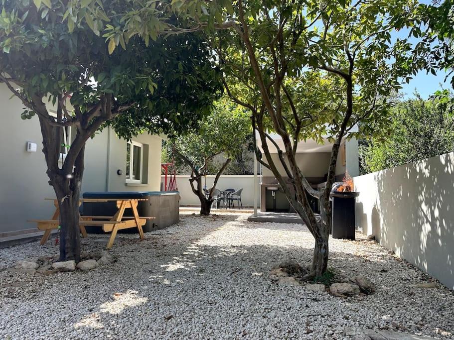 Family Villa with Large Garden