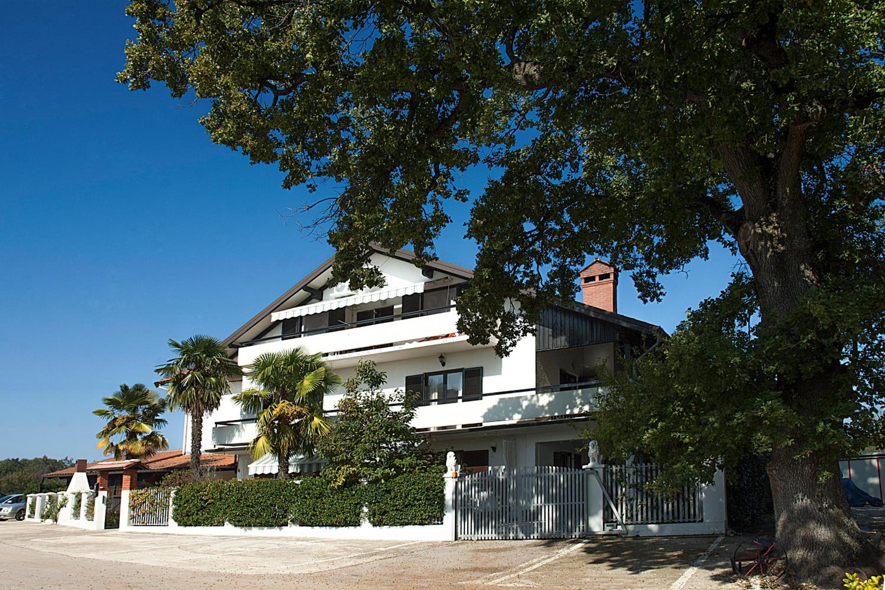Villa Paolija apartment 4 view 5